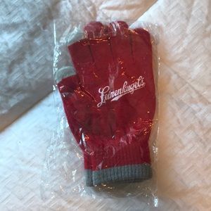 Gloves. Leinenkugel with tech touch fingers.